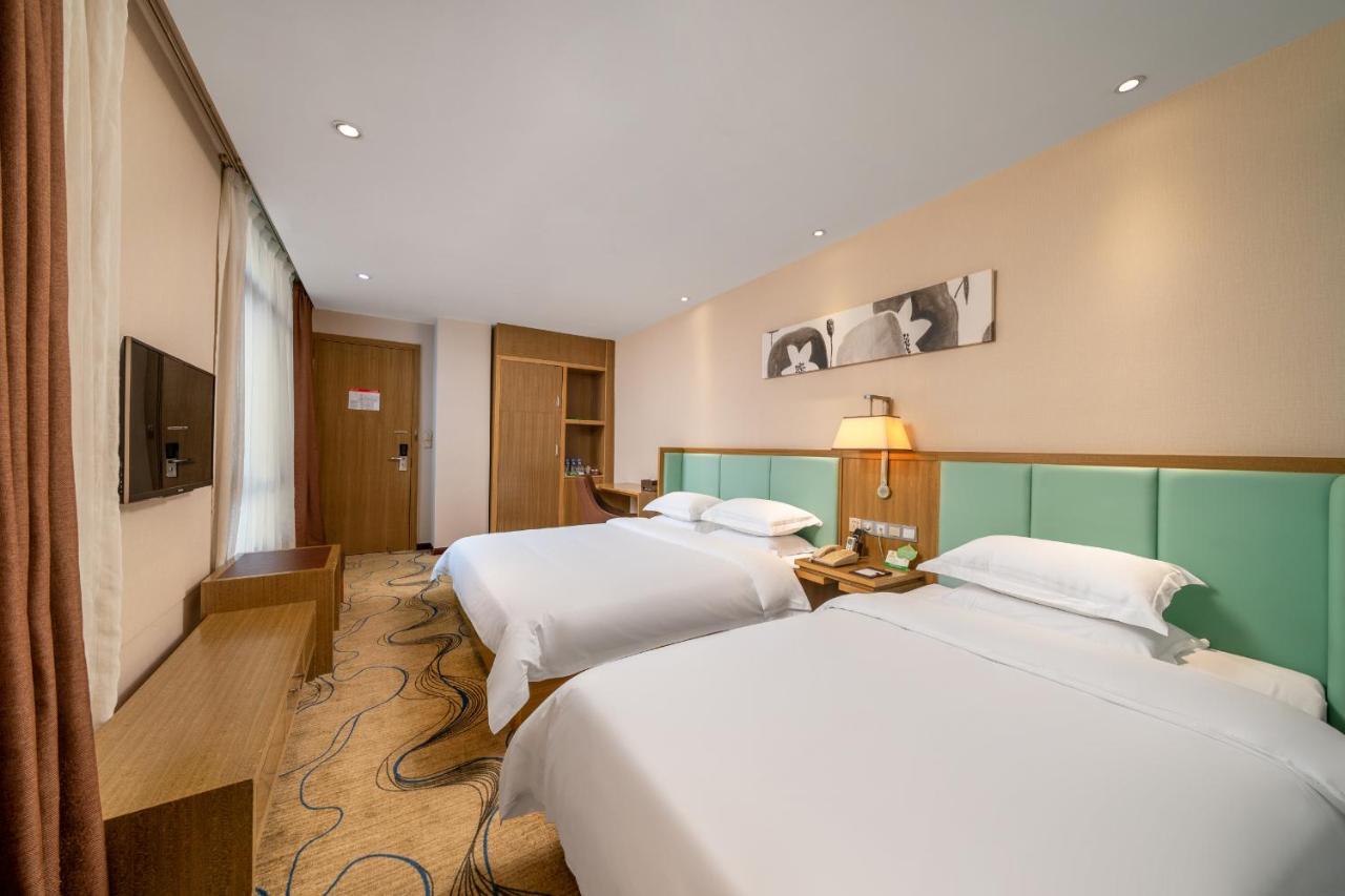 กวางโจว ป๋ออี้ โฮเทล Hotel ภายนอก รูปภาพ