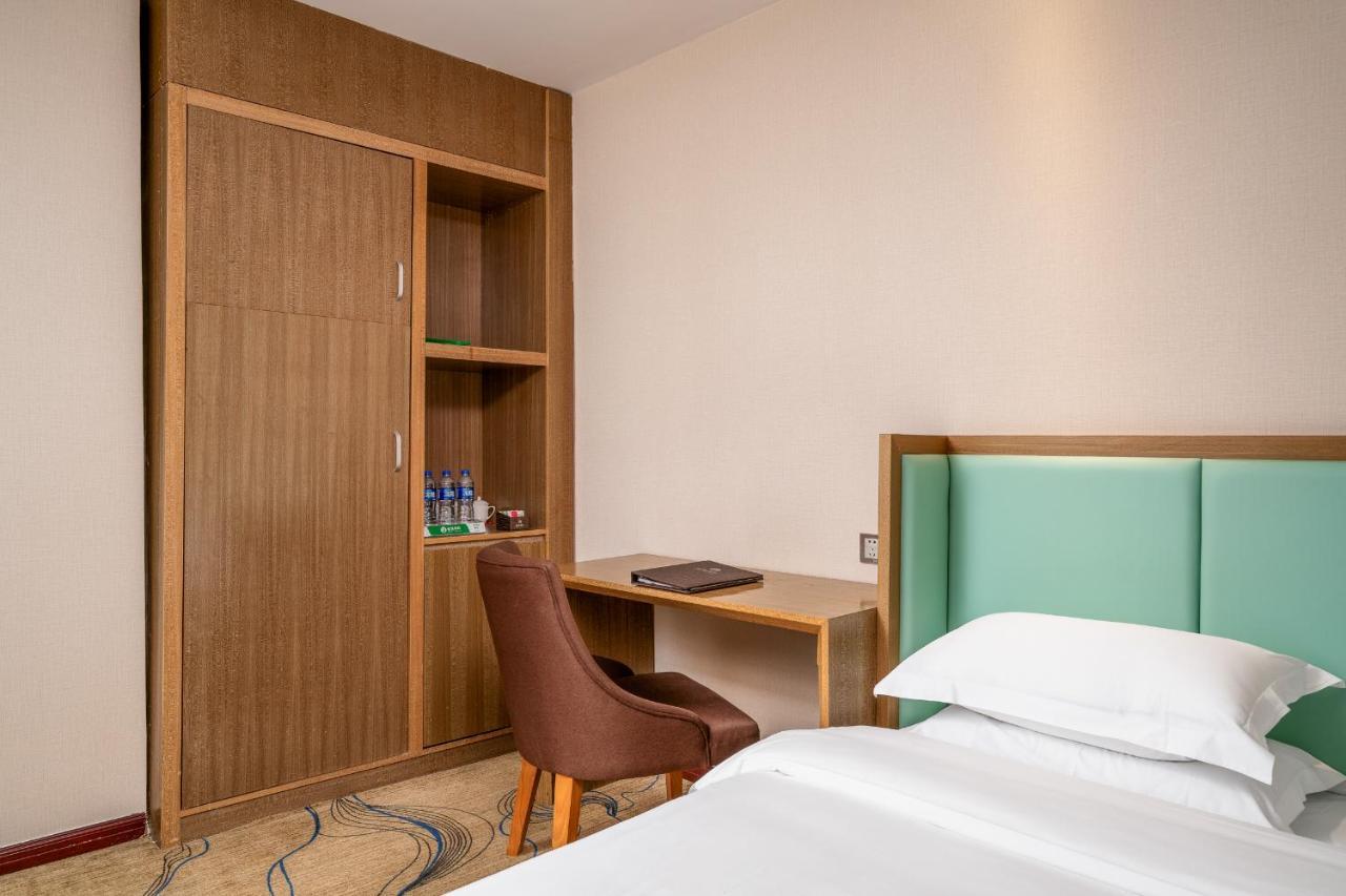 กวางโจว ป๋ออี้ โฮเทล Hotel ภายนอก รูปภาพ